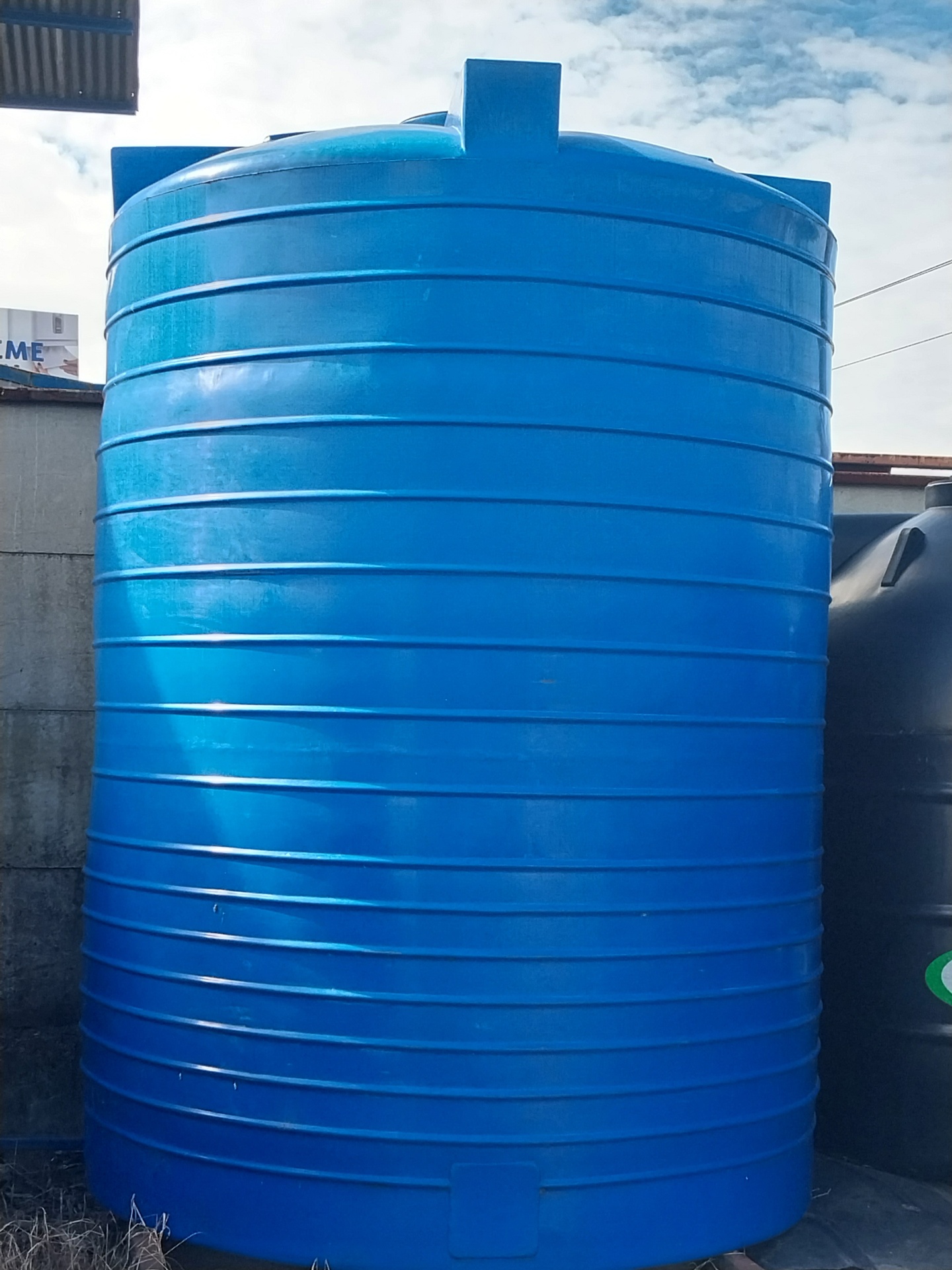 Tanque vertical 10 000 L
